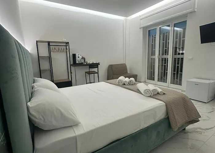Emerald Rooms Napoli